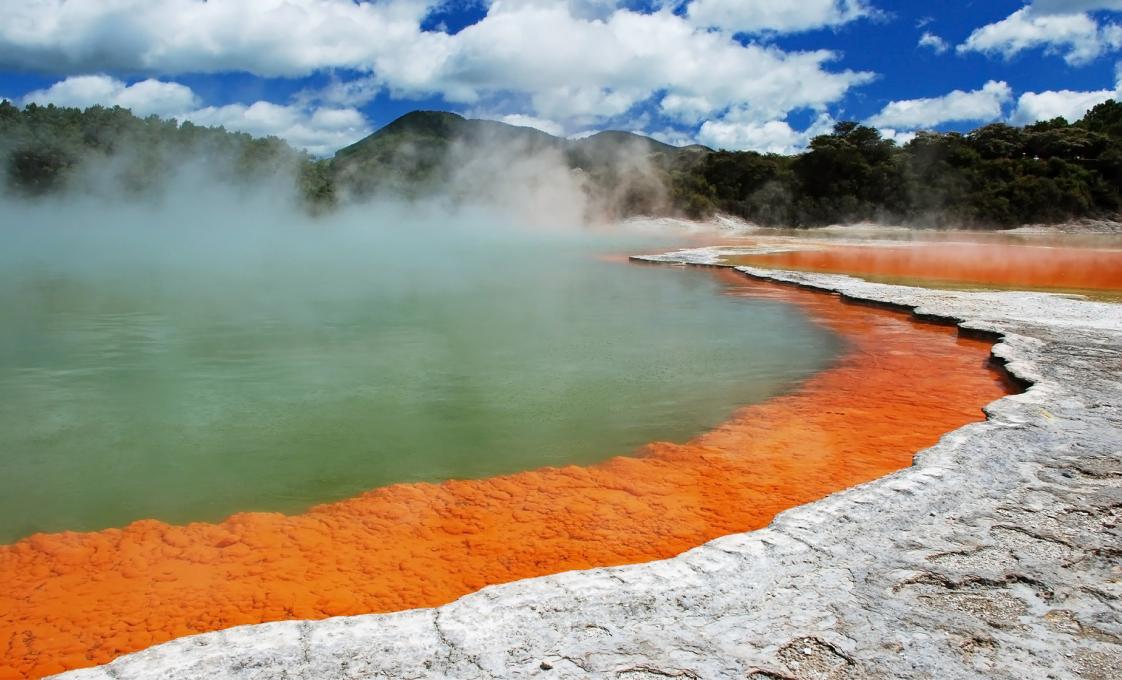 Rotorua Geothermal Wonderland & Maori Cultural Excursion