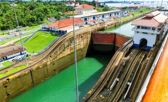 Aerial Tram and Gamboa Rainforest Reserv e