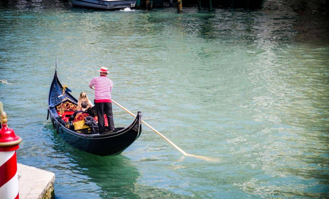 Island Gondola Sightseeing Cruise And Orient Beach