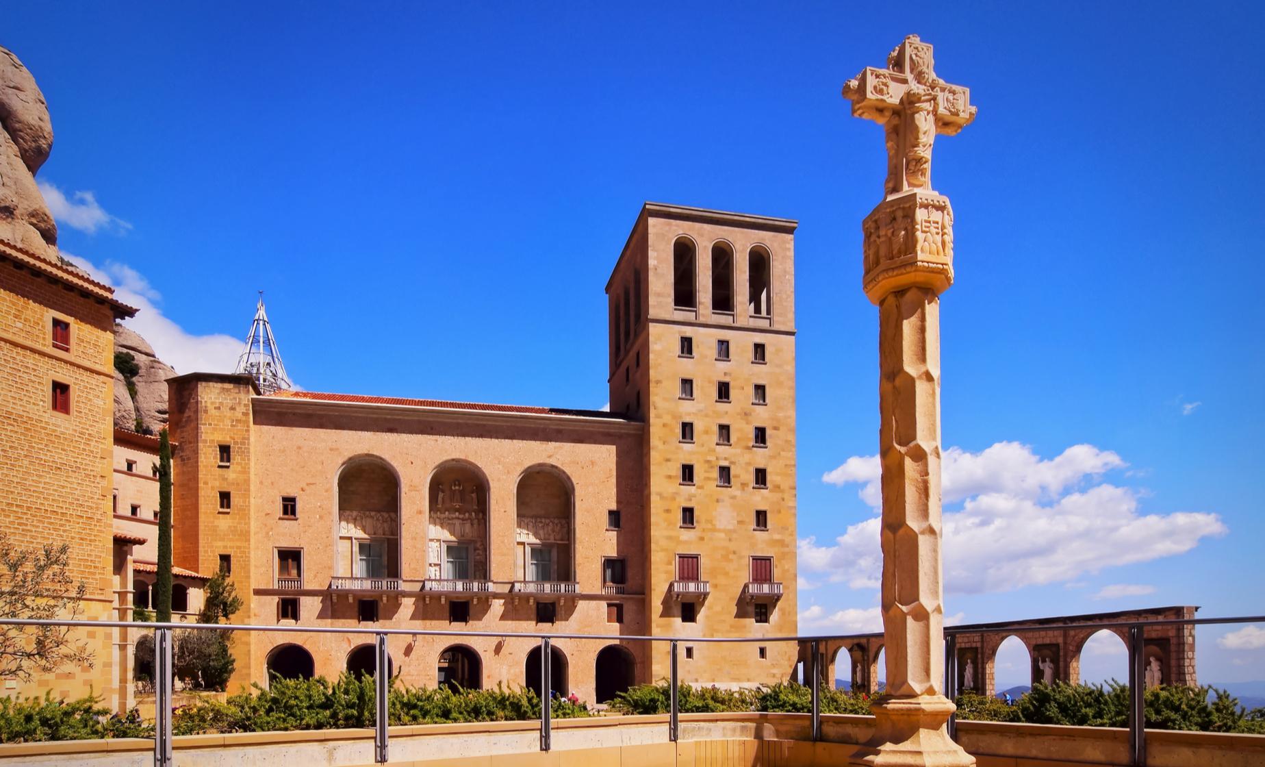 Low Prices on Montserrat Morning Tour Tour in Barcelona | iCruise.com