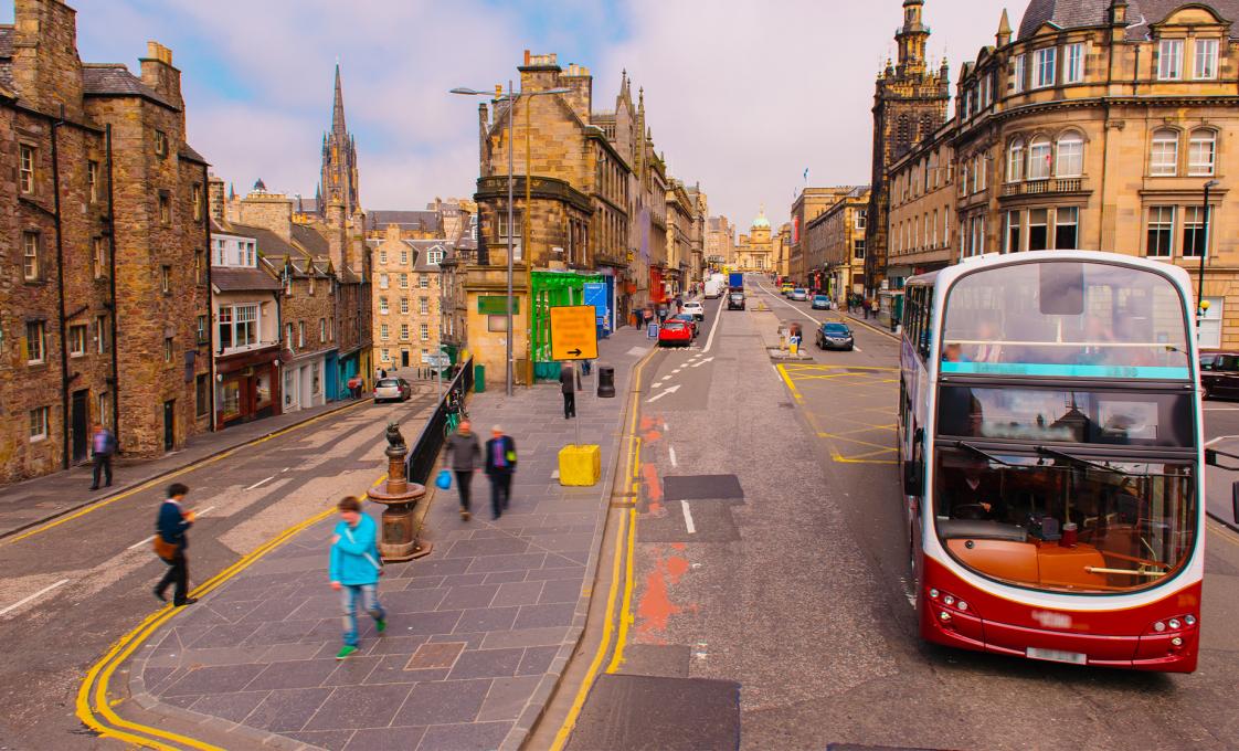 Edinburgh On And Off Bus
