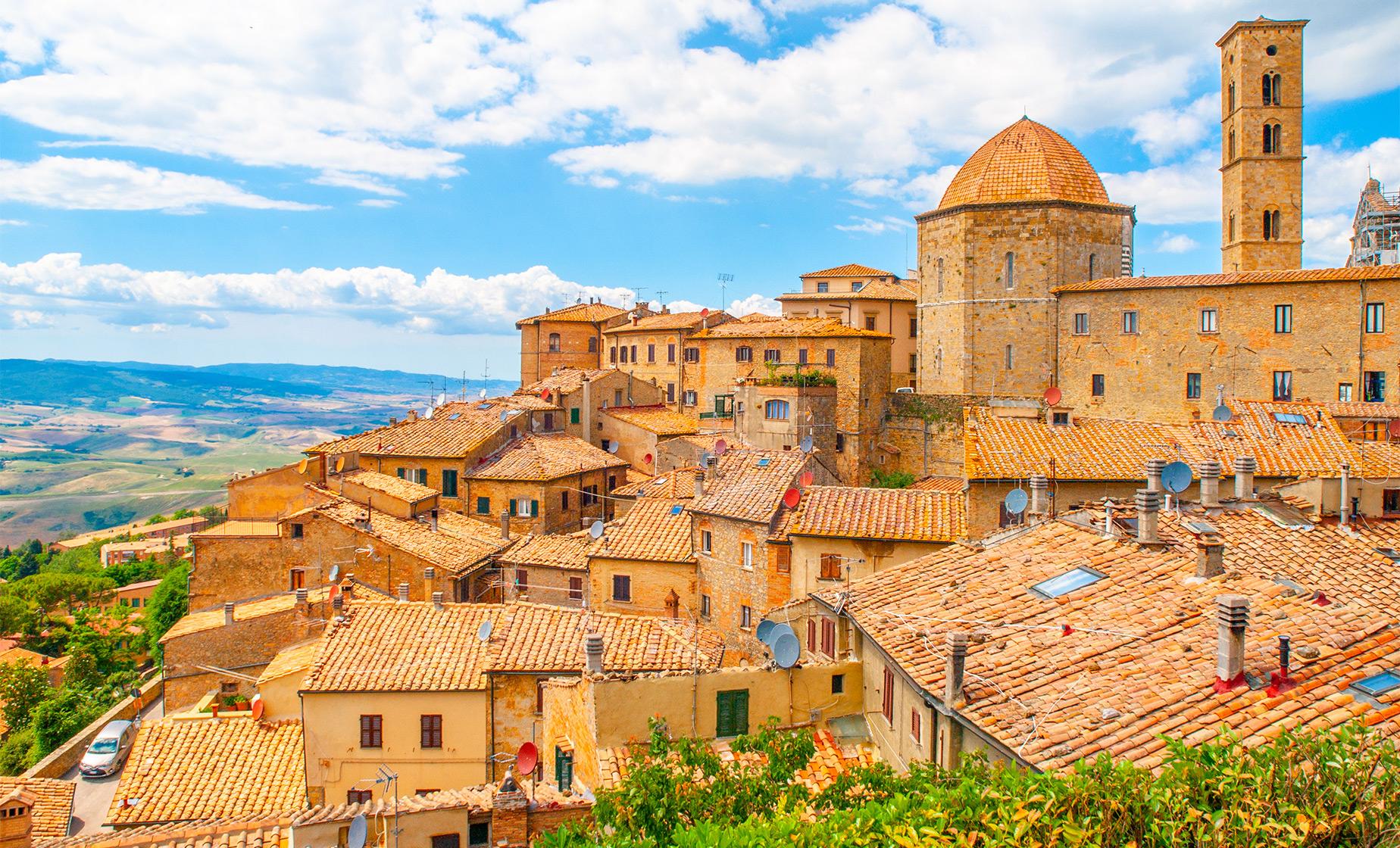 Private Volterra and San Gimignano Highlights Tour