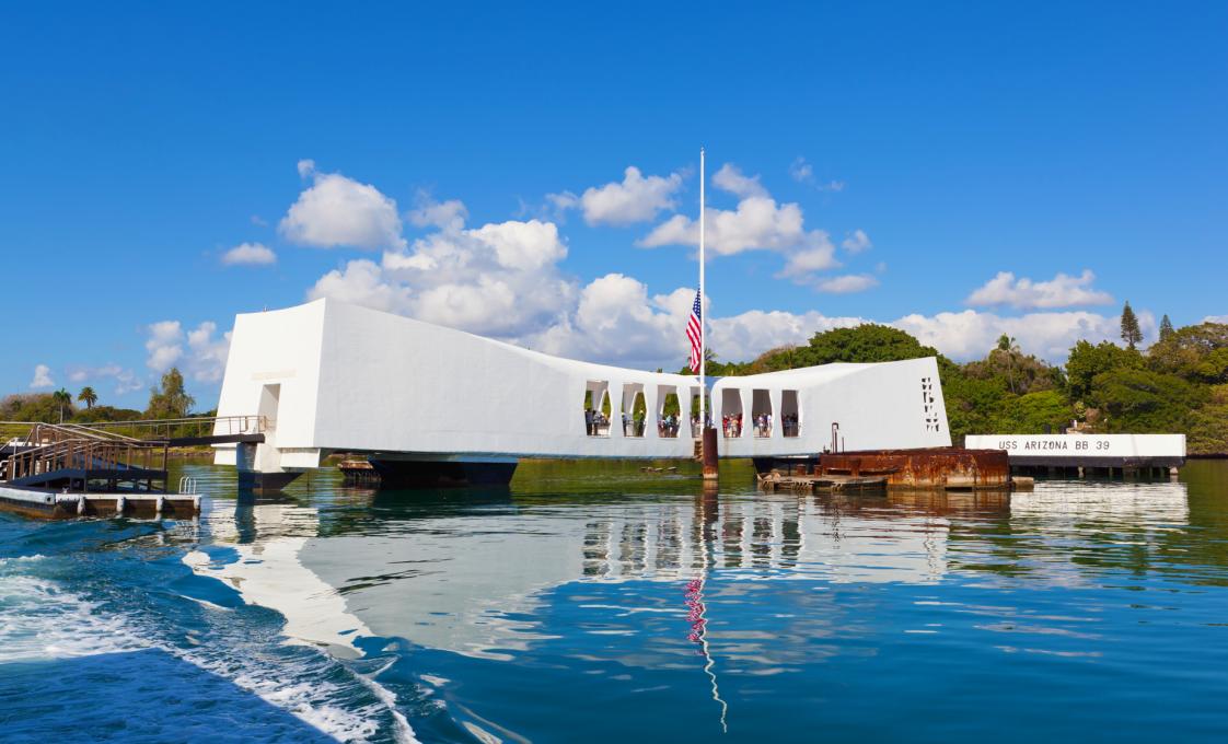 Private Pearl Harbor, Dole Pineapple And Honolulu Landmarks